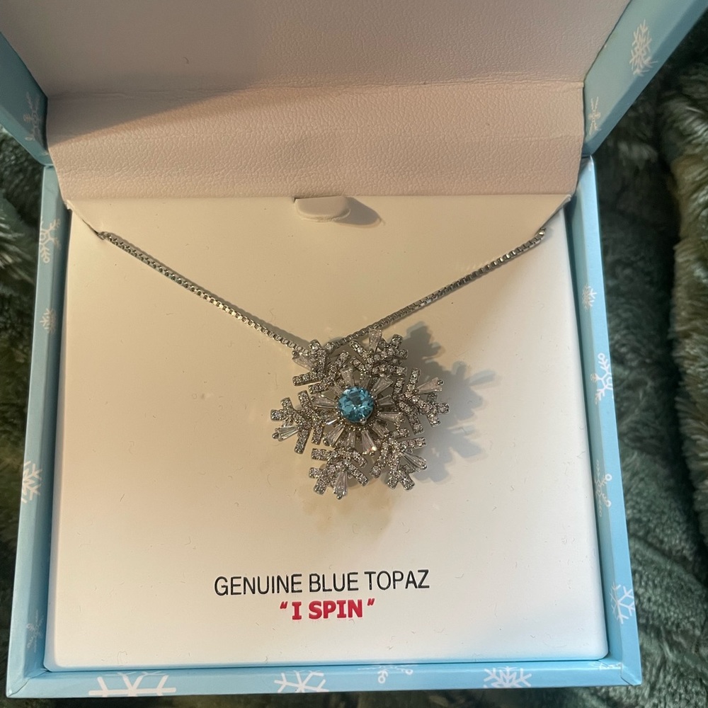 Fidget necklace with topaz center. Good for reducing anxiety.